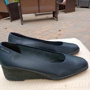 NWT.Ted Lapious .Made In France Black Wedge Shoes for Women Size 38.
